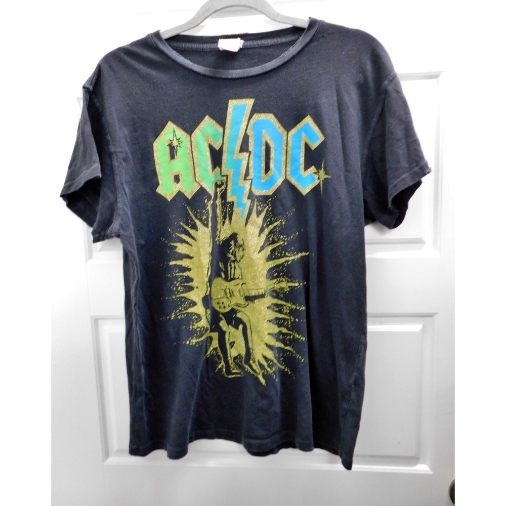 AC/DC‎ Single Stitch Distressed USA MadeWorn sz M